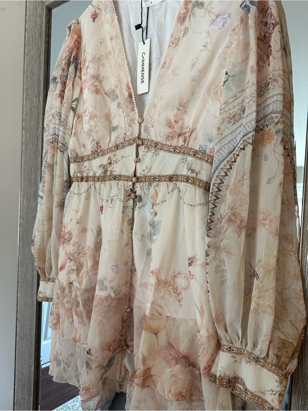 COMMENSE Ivory Button Front Floral Long Sheer Sleeve Mini Dress NWT Size Small - Picture 2 of 5